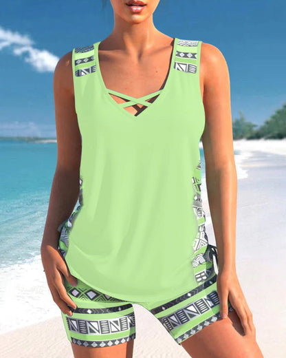 Victoria® | Tankini's met v-hals en geometrische print