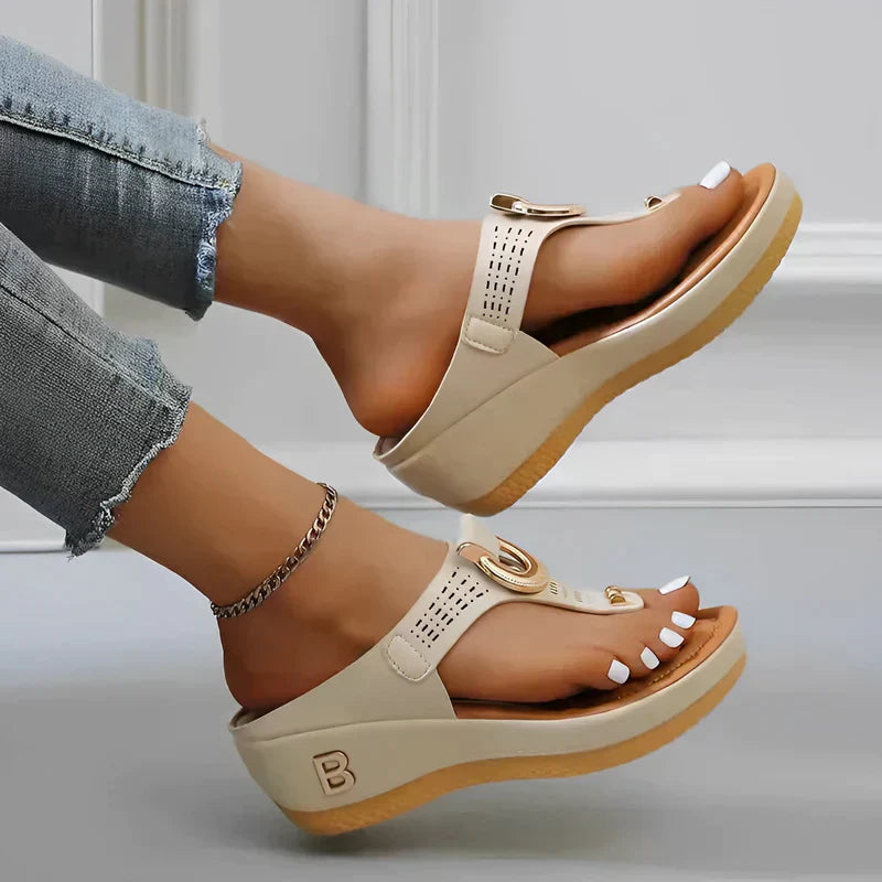 Vanessa® | Voorkom een kromme rug met de nieuwste generatie sandalen