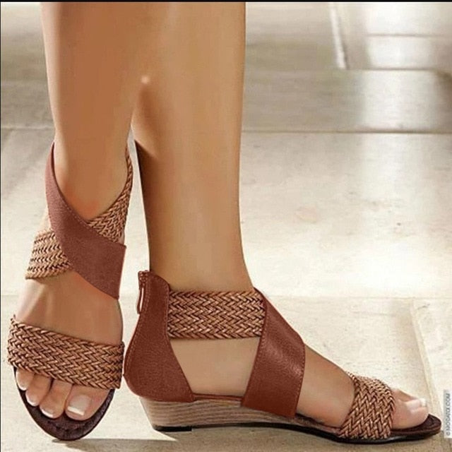 Erin® | Klassieke en coole sandalen